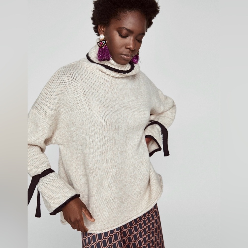 NWT - Zara Cream Turtleneck Sweater with Black Accents